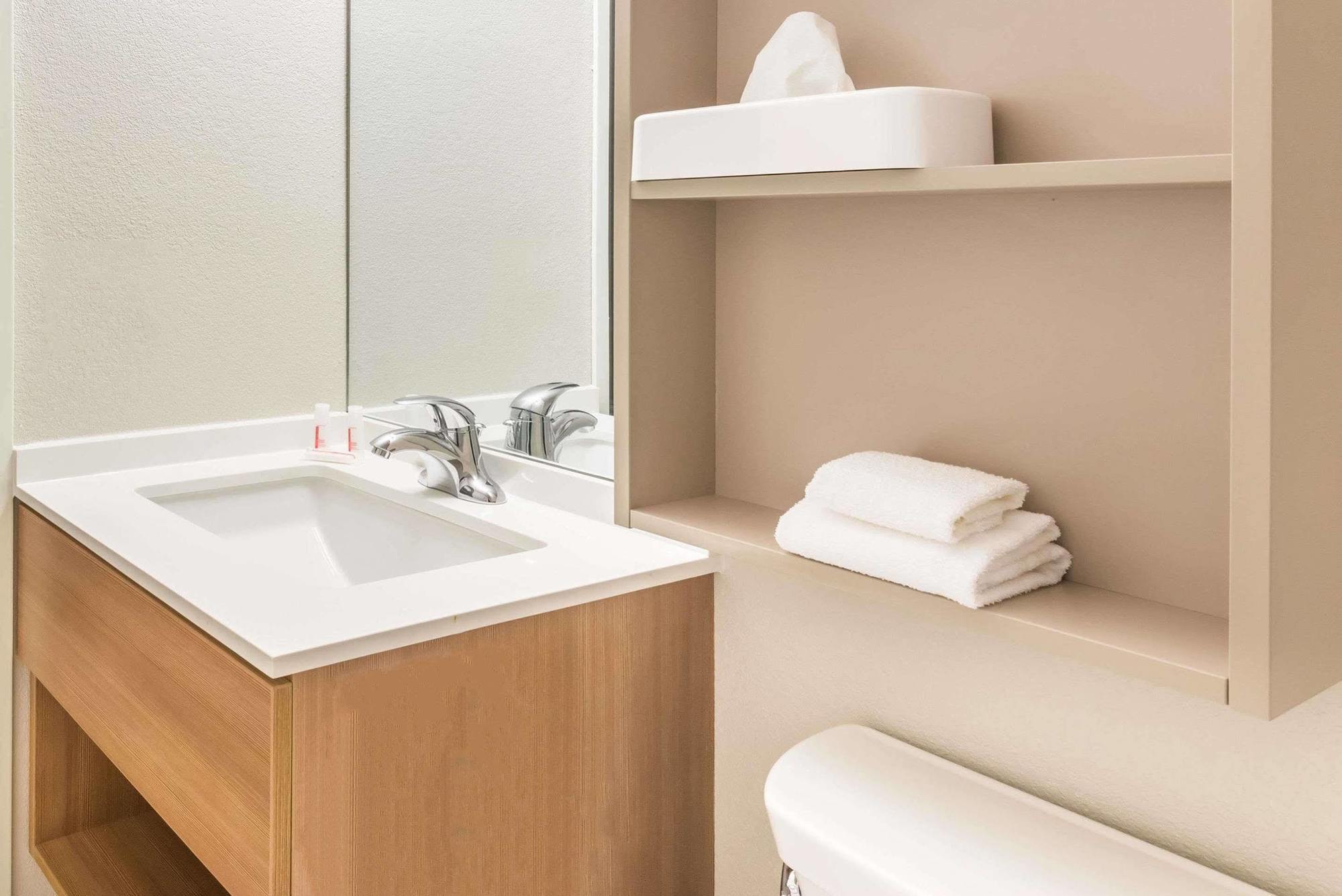 Microtel Inn & Suites By Wyndham Beaver Falls Ngoại thất bức ảnh